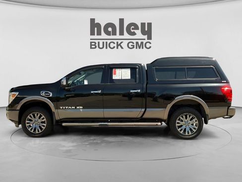 Used 2018 Nissan Titan Platinum Reserve w/ Platinum Utility Package AWD/4WD image 2