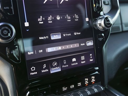 Used 2025 RAM 3500 Laramie w/ Sport Appearance Package image 22