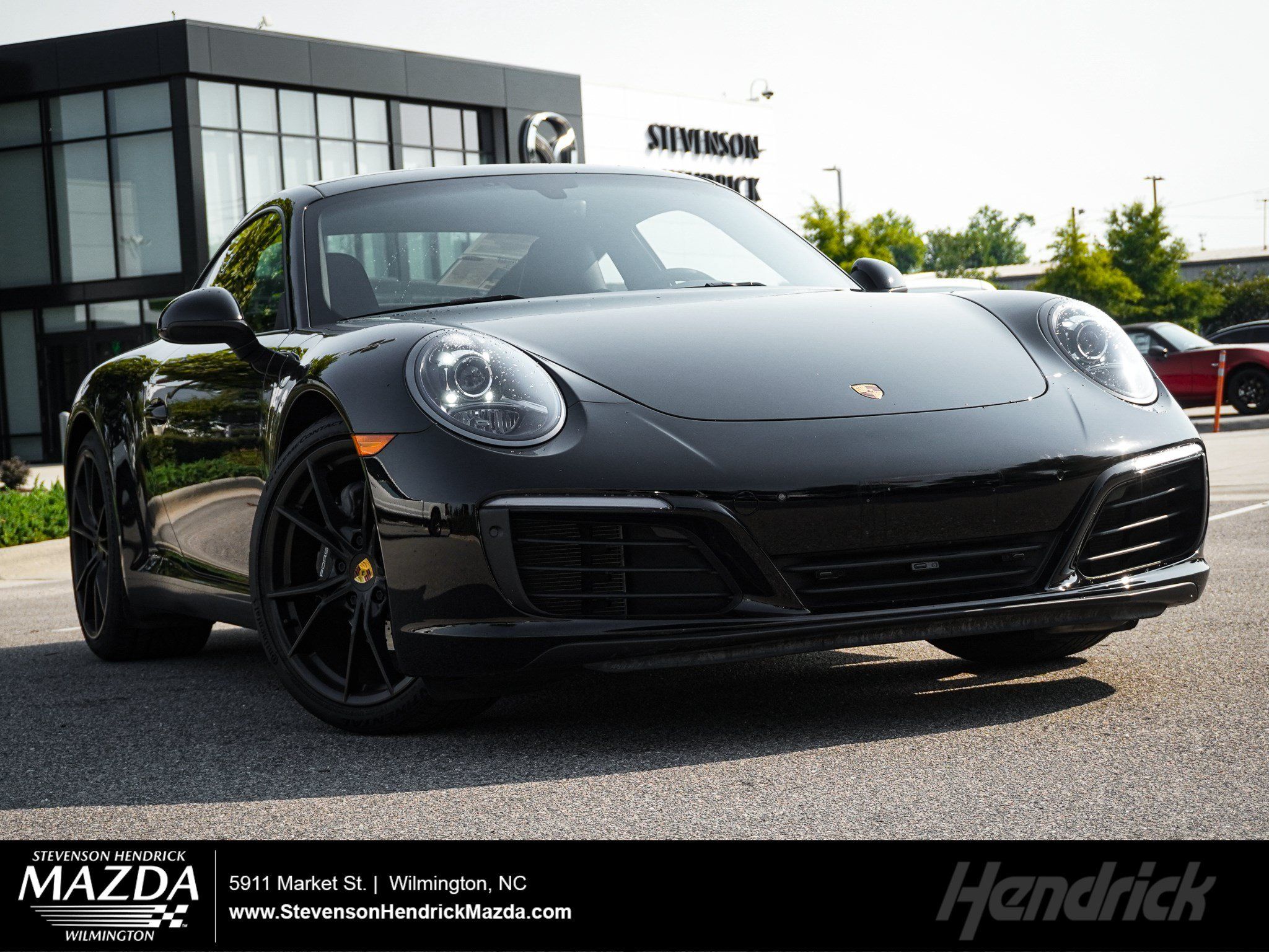 Used 2019 Porsche 911 Carrera RWD image 1