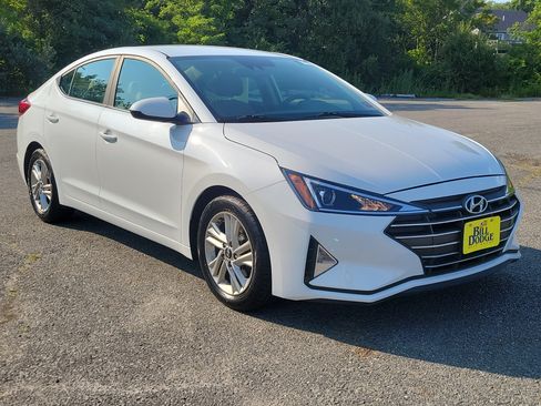 Used 2019 Hyundai Elantra SEL FWD image 3
