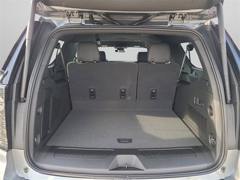 New 2026 Chevrolet Suburban LT w/ Comfort Package image 11