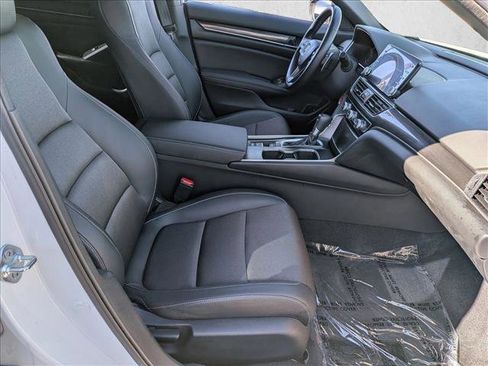 Used 2022 Honda Accord Sport image 18