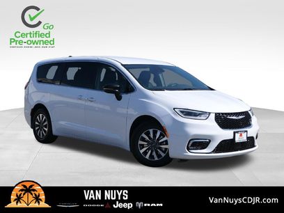 Certified 2024 Chrysler Pacifica Limited