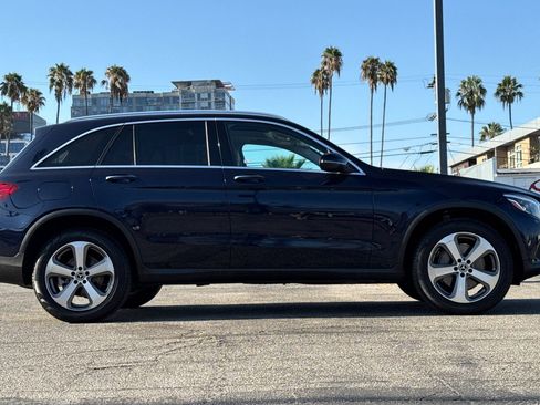 Used 2019 Mercedes-Benz GLC 300 image 3