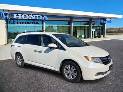 Used 2016 Honda Odyssey SE
