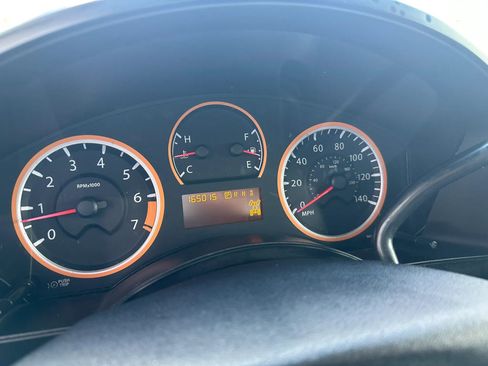 Used 2012 Nissan Titan S AWD/4WD image 8