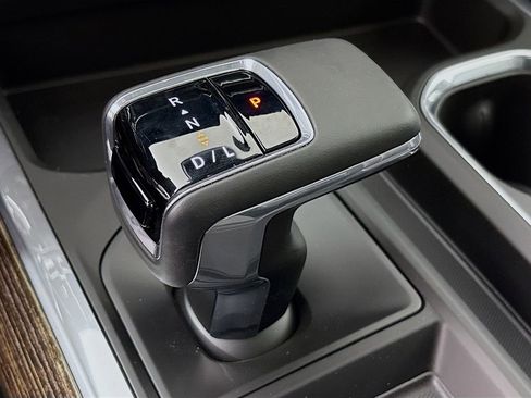 New 2026 GMC Sierra 1500 Elevation w/ Elevation Premium Package image 17