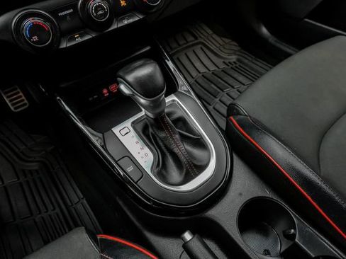 Used 2021 Kia Forte GT image 28