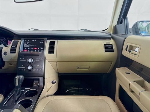 Used 2018 Ford Flex SEL w/ Equipment Group 202A FWD image 23