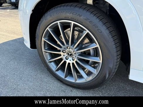 Certified 2026 Mercedes-Benz GLE 450 4MATIC image 11