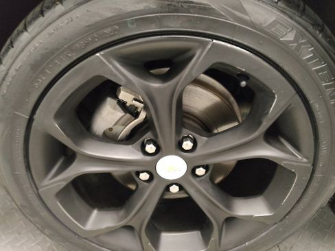 Used 2021 Chevrolet Malibu LT image 31