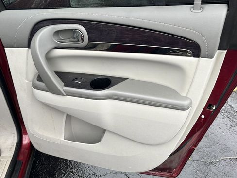 Used 2017 Buick Enclave Convenience w/ Trailering Package FWD image 29