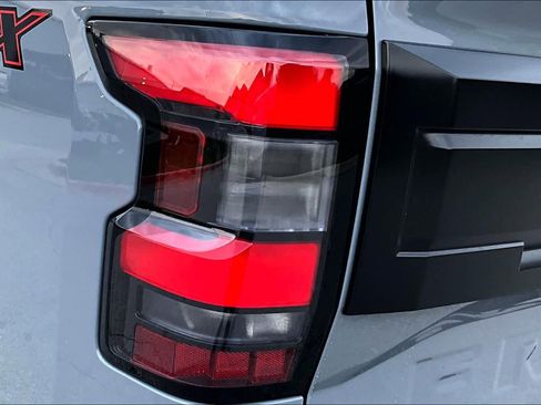 New 2026 Nissan Frontier PRO-4X image 12