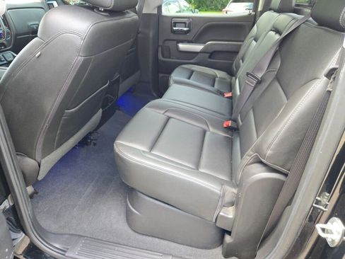 Used 2018 Chevrolet Silverado 1500 LTZ Z71 w/ LTZ Plus Package AWD/4WD image 17