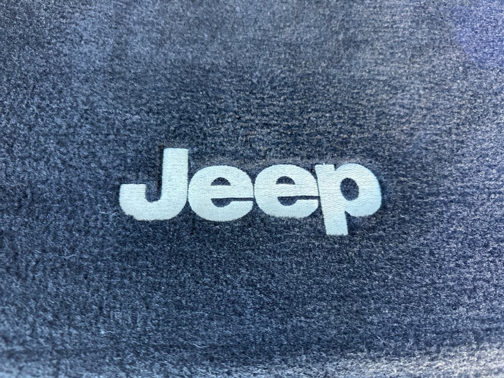 Used 2017 Jeep Wrangler Unlimited Sport w/ Connectivity Group AWD/4WD image 20