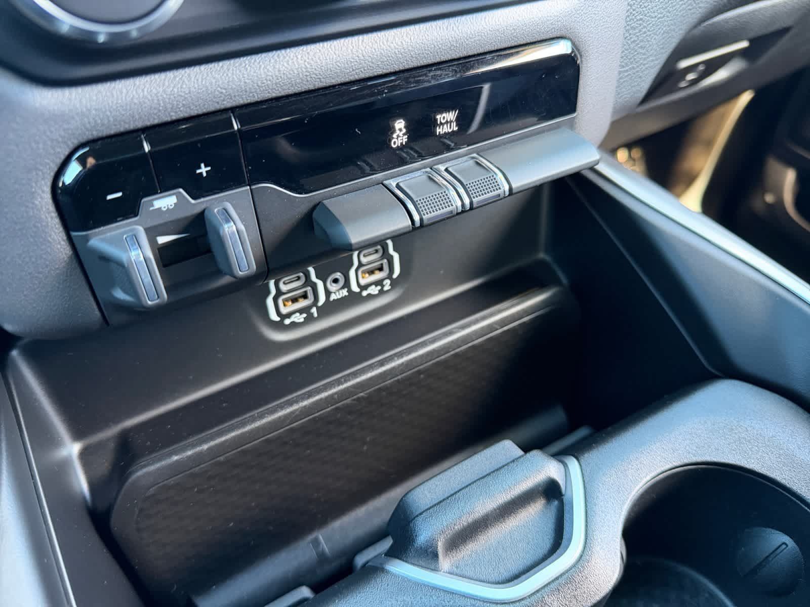 Used 2023 RAM 1500 Big Horn AWD/4WD image 13