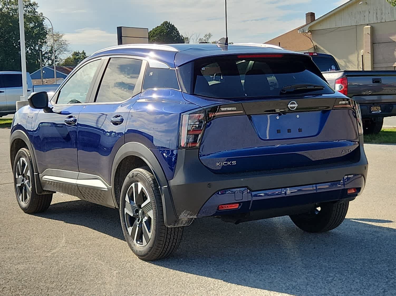 Used 2026 Nissan Kicks SV w/ Cold Weather Package AWD/4WD image 4