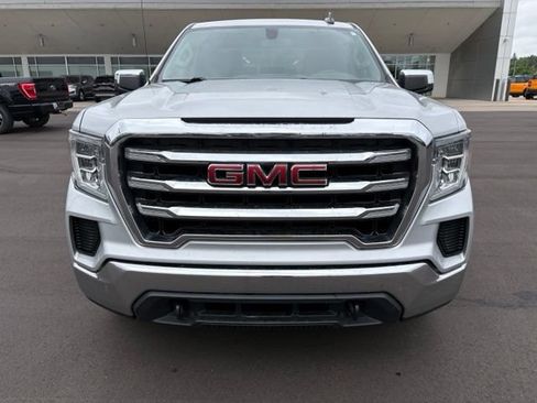 Used 2019 GMC Sierra 1500 SLE w/ SLE Value Package AWD/4WD image 10