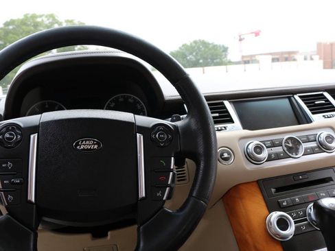 Used 2010 Land Rover Range Rover Sport Supercharged AWD/4WD image 98