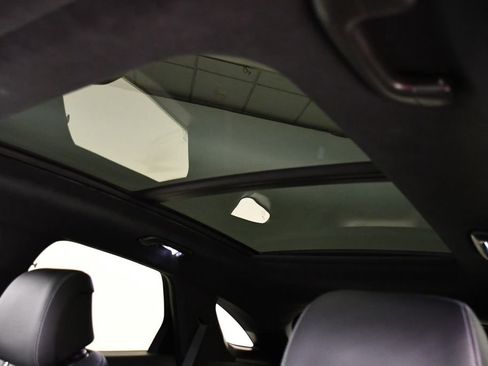 Used 2025 Genesis GV70 3.5T Sport w/ Sport Advanced Package image 17