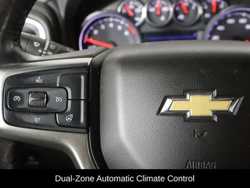 Used 2022 Chevrolet Silverado 1500 LT AWD/4WD image 8