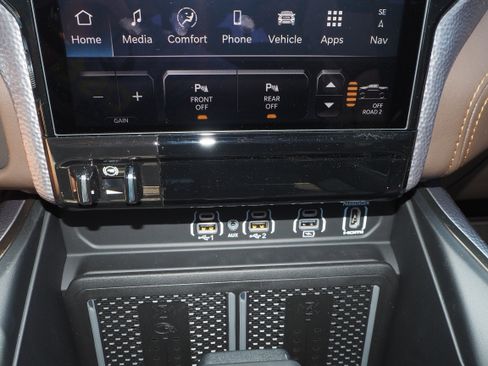 New 2025 RAM 1500 Limited image 20