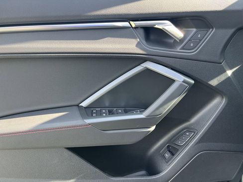 Certified 2025 Audi Q3 2.0T Premium Plus image 13