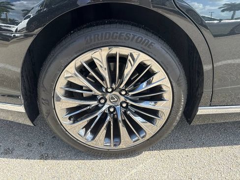 Certified 2023 Lexus LS 500 w/ Interior Upgrade Package RWD image 12