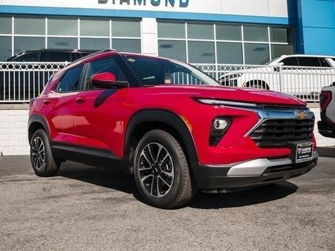 Used 2026 Chevrolet TrailBlazer LT w/ Driver Confidence Package image 1