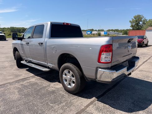 Used 2024 RAM 2500 Big Horn AWD/4WD image 4