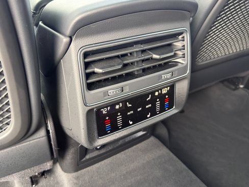 Used 2024 Audi SQ8 Premium Plus w/ 23" Wheel Package AWD/4WD image 24
