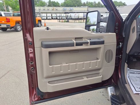 Used 2009 Ford F250 XL AWD/4WD image 9