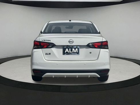 Used 2025 Nissan Versa S w/ Trunk Package image 21