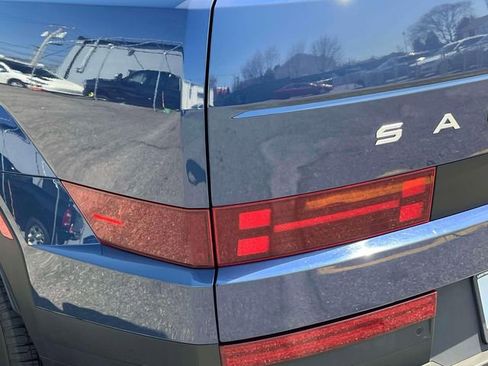 Used 2025 Hyundai Santa Fe SEL FWD image 13