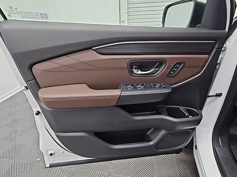 New 2026 Honda Pilot Touring image 32