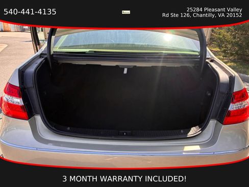 Used 2010 Mercedes-Benz E 350 4MATIC Sedan image 45