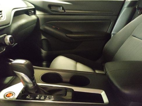 Used 2023 Nissan Altima 2.5 S FWD image 26