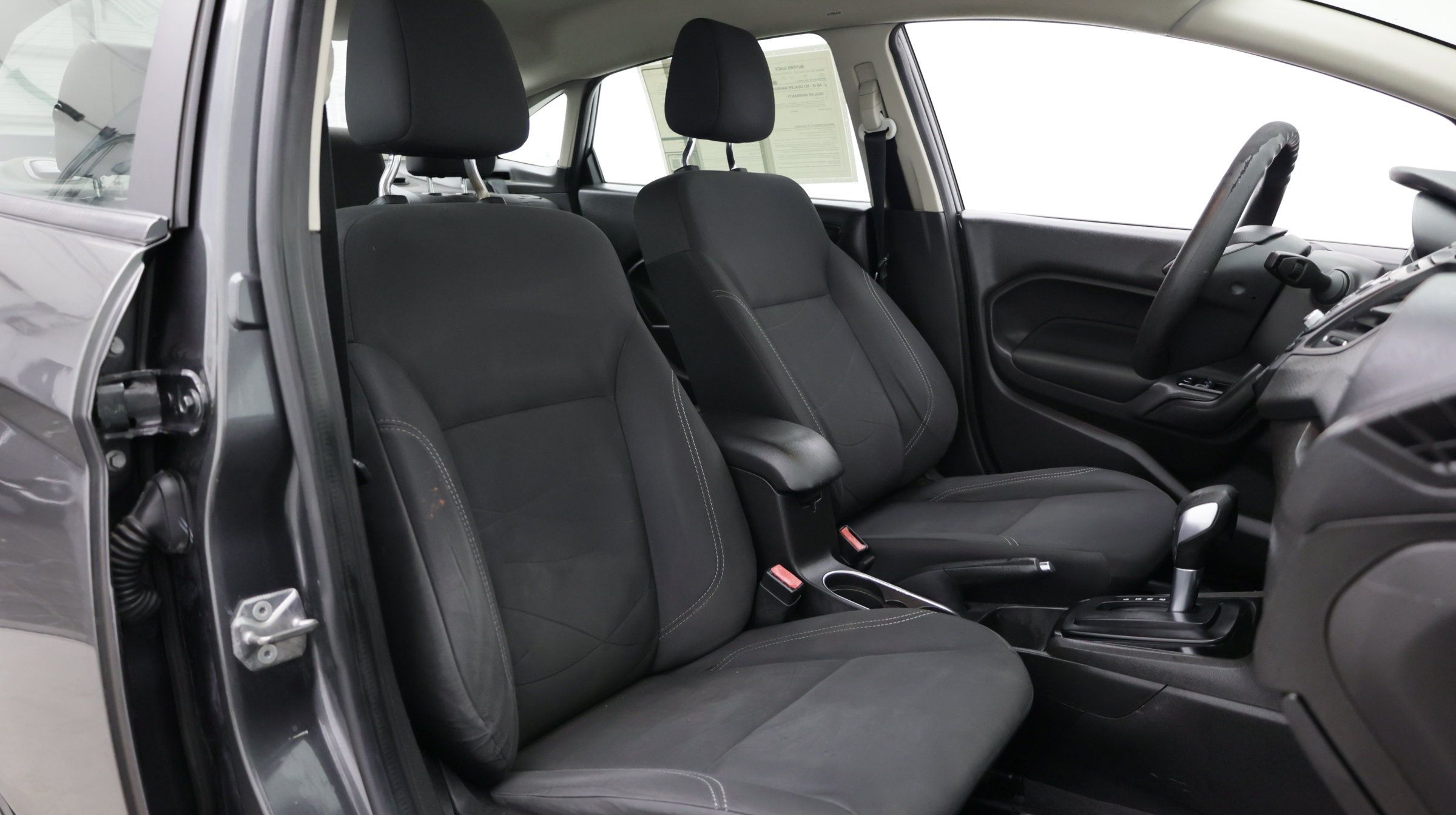 Used 2018 Ford Fiesta SE FWD image 34