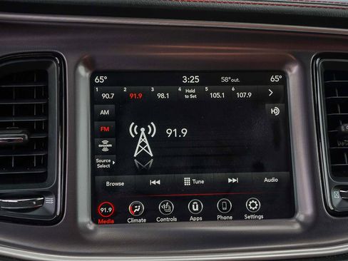 Used 2020 Dodge Challenger GT w/ Plus Package image 17