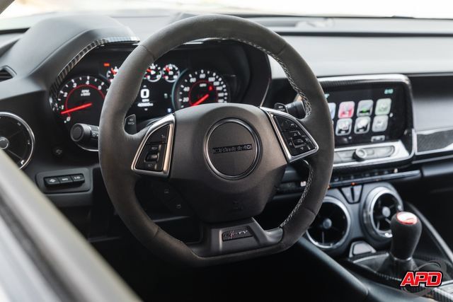 Used 2017 Chevrolet Camaro SS RWD image 7