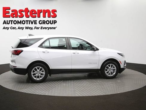 Used 2023 Chevrolet Equinox LS w/ Driver Confidence II Package FWD image 42