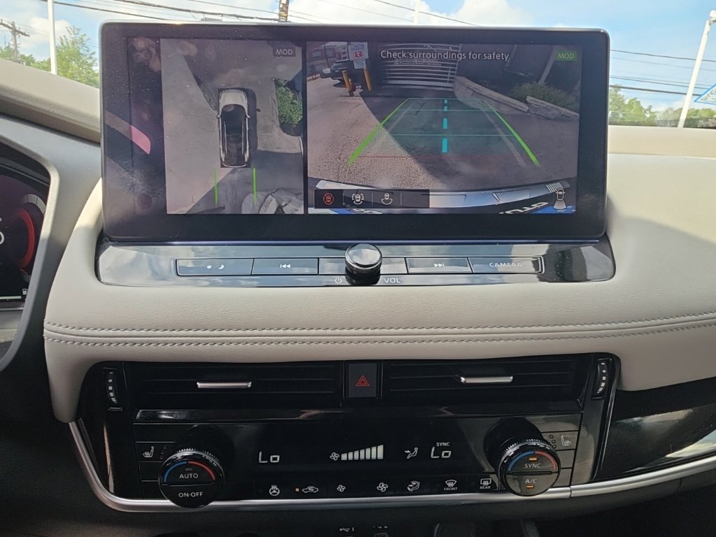 Certified 2025 Nissan Rogue SL AWD/4WD image 20