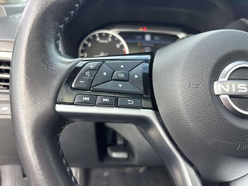 Used 2023 Nissan Altima 2.5 SV w/ SV Premium Package image 21