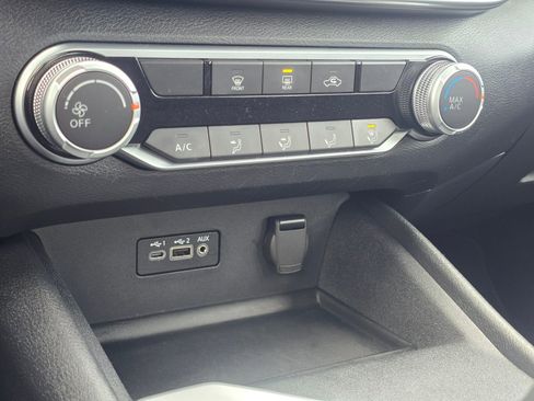 Used 2022 Nissan Altima 2.5 SV image 60