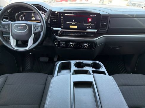 Used 2026 GMC Sierra 1500 Elevation AWD/4WD image 9