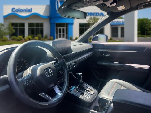 Used 2025 Honda CR-V Sport-L image 14