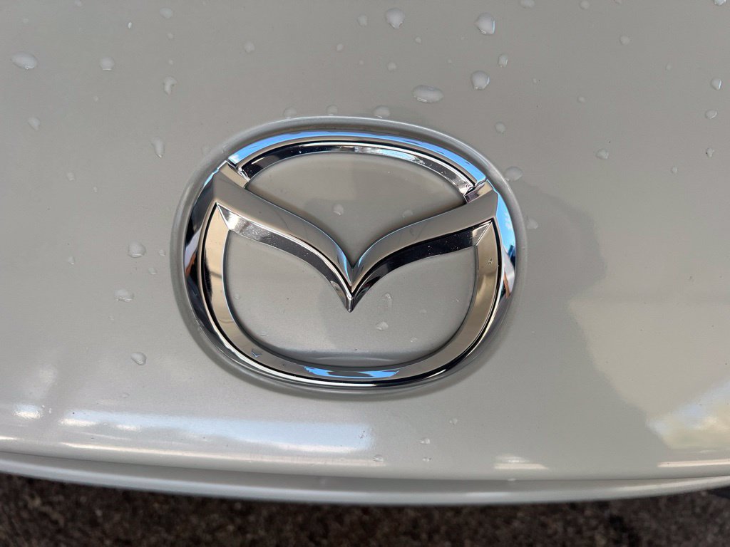 Used 2018 MAZDA MX-5 Miata Grand Touring RWD image 16