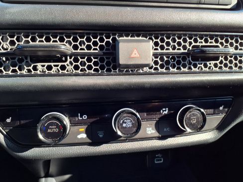 Used 2023 Honda HR-V Sport image 7