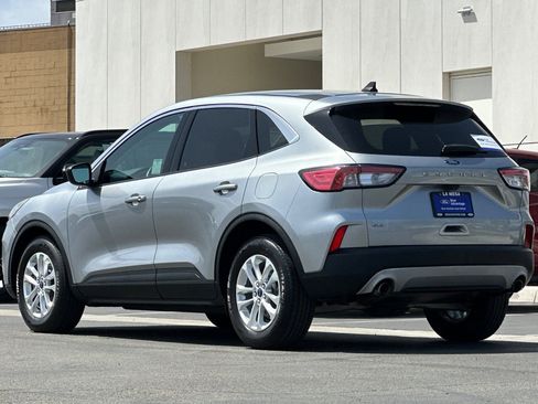 Certified 2022 Ford Escape SE FWD image 5