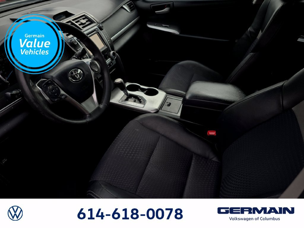 Used 2012 Toyota Camry SE FWD image 16